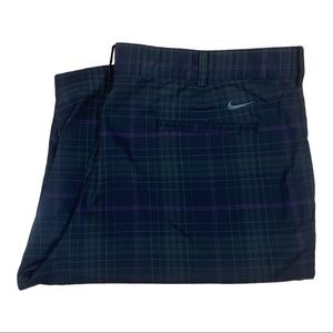 NIKE GOLF shorts size 42 plaid